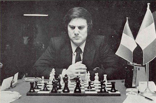 Sergio Mariotti, medaglia di bronzo in prima scacchiera nel 1974