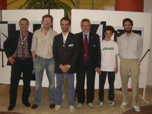 sempre noi nellatrio dellhotel