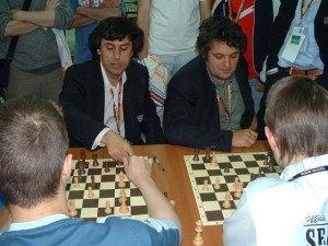 r11a   dscf0220   italia a   italia b analisi