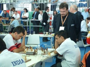 r13   dscf0131   italia b   india