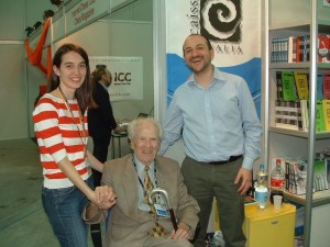 r11   dscf0187 lilienthal allo stand caissa