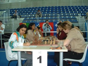 r12   dscf0069   india   ucraina