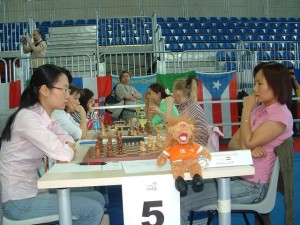 r12   dscf0071   ungheria   cina